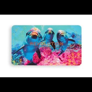 Makeup Revolution Forever Flawless Hydra Dolphin Eyeshadow Palette